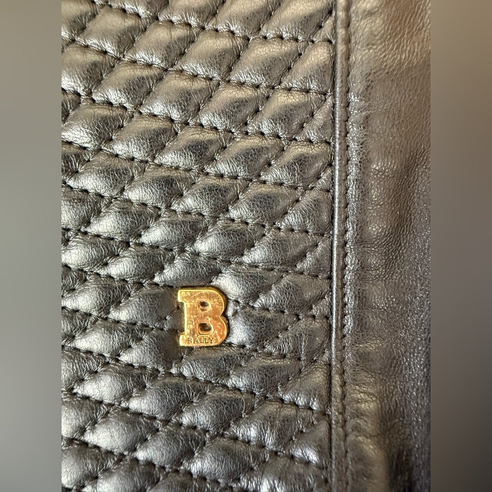 Vintage Bally Black Quilted Leather Shoulder Bag - Picture 2 of 15